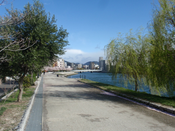 http://6rivers.life.coocan.jp/spots/2015/04/27/moto203.jpg